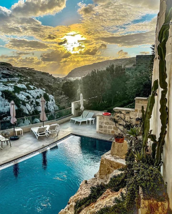 Viewpoint Boutique Living