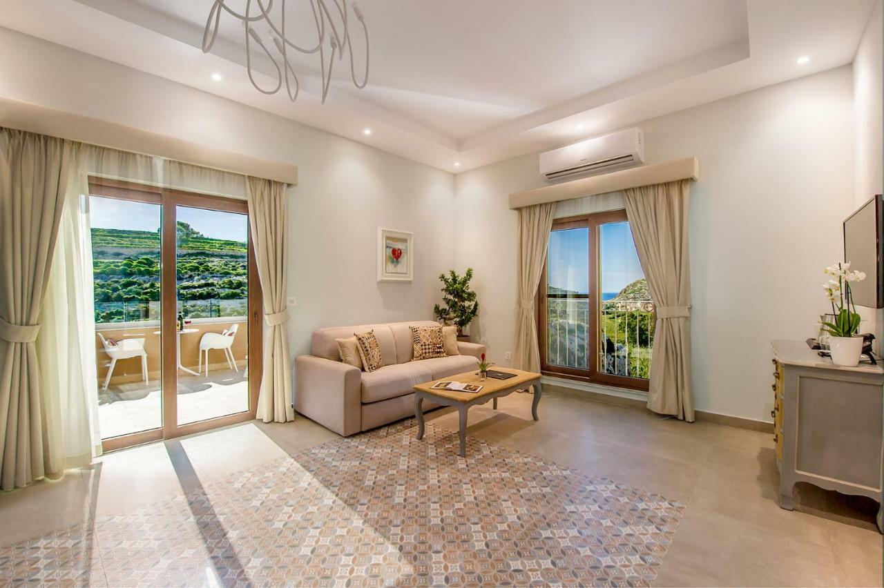 Viewpoint Boutique Living